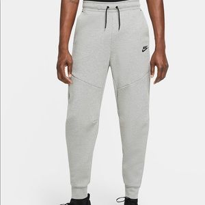 Nike sportswear tech fleece joggers